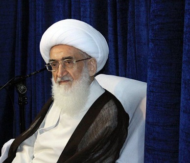 آیت الله نوری همدانی، اهانت نشریه فرانسوی به جایگاه رهبری را محکوم کرد
