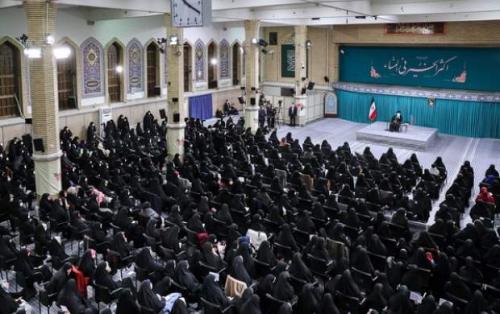نکته مهم از دیدار اخیر رهبرانقلاب با بانوان فرهیخته/ پاسخ صریح به یک خیال پردازی