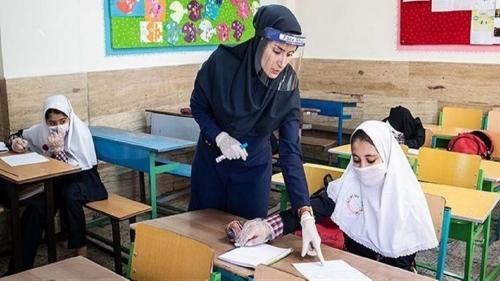 دانش آموزان پنجشنبه ها مدرسه می روند