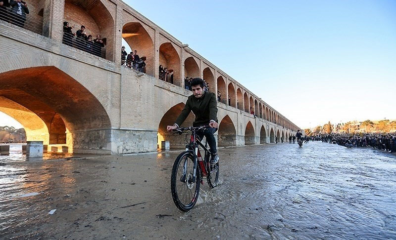  زاینده رود جانی دوباره گرفت