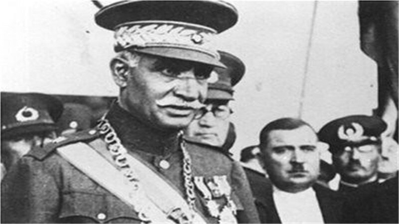  سرکوب به روش رضاخان + فیلم