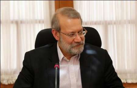 لاریجانی:ماباید نقش اقتصادرا درمردم پررنگ ترکنیم
