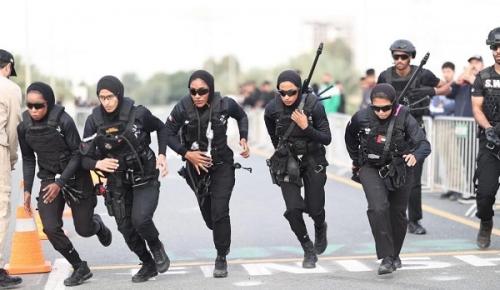  (ویدئو) تابوشکنی ۱۱ زن اماراتی