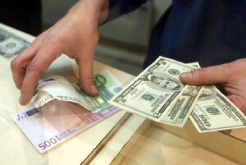  قیمت دلار، قیمت یورو و پوند یکشنبه ۷ اسفند 