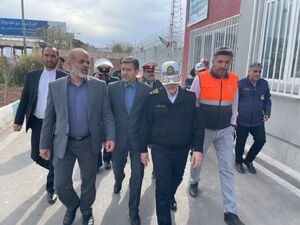 بازدید وزیر کشور از عوارضی تهران- قم