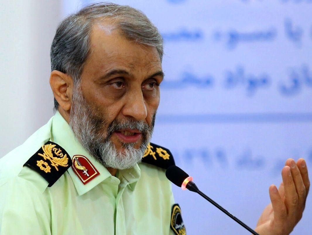  جانشین انتظامی کشور: مطالبه مردم در روز قدس حفظ ارزش‌های اسلام و انقلاب بود / به وظیفه قانونی و انقلابی خود در خصوص حجاب عمل خواهیم کرد / در روزهای اخیر شاهد همراهی مردم با طرح حجاب بوده‌ایم