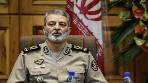  تبریک فرمانده کل ارتش به مناسبت سالروز تاسیس سپاه