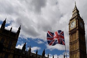 جاسوس انگلیسی فرزند خود را کشت