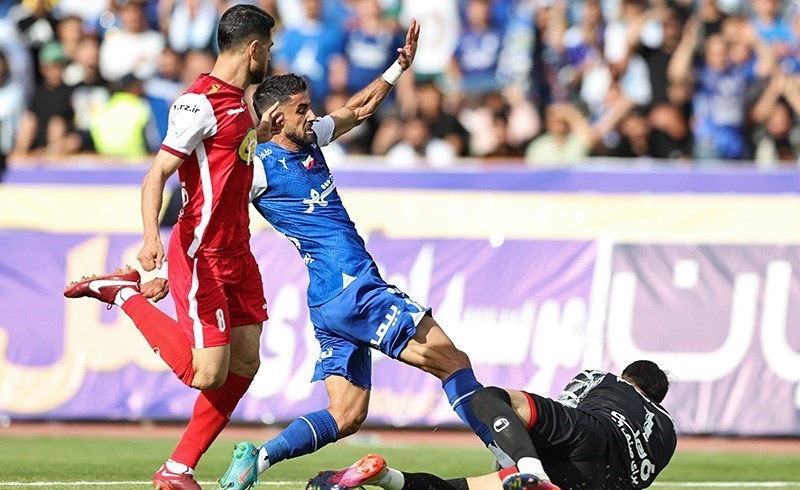 جزئیات گزارش ناظر بازی پرسپولیس - استقلال