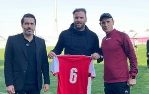 بنگر: ساپینتو اشتباها به بازیکنان پرسپولیس کمک کرد