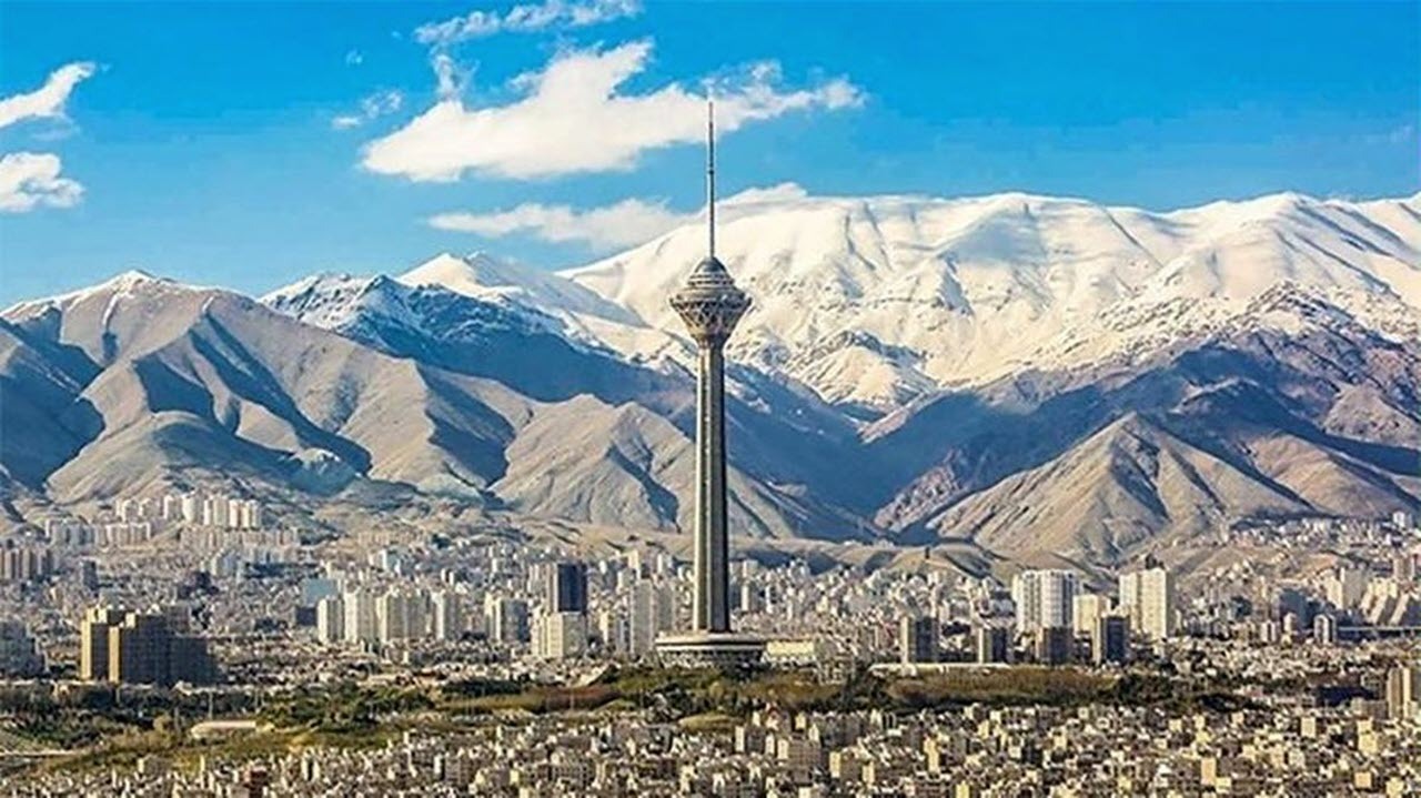 هوای تهران قابل قبول است