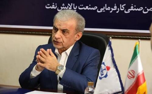 از پالایشگاه‌ها انتظار تولید مازاد نداشته باشید/واردات بنزین قطعی است