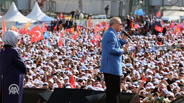  اردوغان رقیبش را «الکلی» خواند/تنش رو به افزایش در ترکیه در آستانه انتخابات ۱۴ مه
