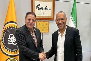  واکنش مورایس به پیشنهاد سپاهان برای تمدید