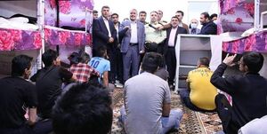 ۳۲ نفر از زندانیان ندامتگاه دماوند آزاد شدند/ غیبت زندانیان باید به کمترین میزان برسد