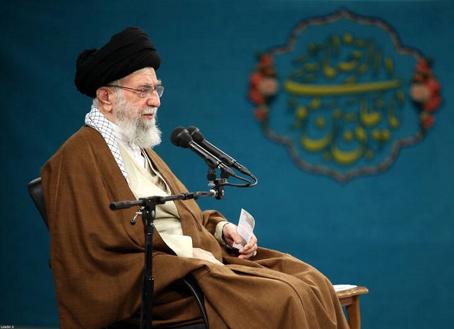 عکس/ دیدار اعضای کنگره‌ ملی شهدای سبزوار و نیشابور با رهبر انقلاب