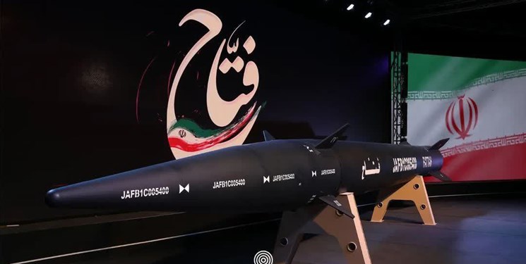 موشک جدید سپاه که دکان فروش سلاح آمریکا را خواهد بست/موشکی که توسط مقام معظم رهبری نامگذاری گردید+عکس و فیلم  