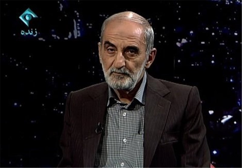  شریعتمداری : شهرام جزایری به تعدادی از روزنامه ها مبالغ کلانی را پرداخت کرد/مشخص است که فلان روزنامه برعلیه او موضع نمی گیرد 