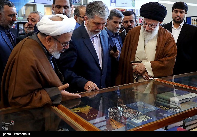  وزیر ارشاد: رهبر انقلاب فرمودند بهترین کارها را برای زبان فارسی ترک‌زبان‌ها کرده‌اند 