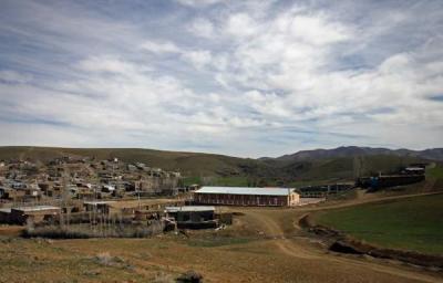مدرسه سازی بنیاد برکت در روستای قجر/عکس