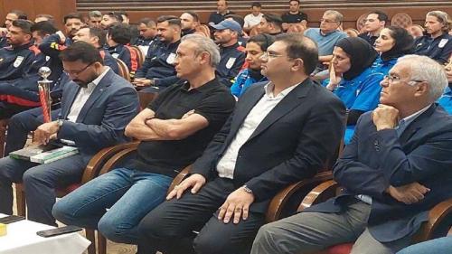 حضور یحیی گل محمدی در کلاس مربیگری B آسیا 