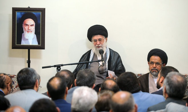جهت‌گیری‌های انقلاب باید به طور کامل در وزارت اطلاعات حفظ شود/ تاکید بر نقش وزارت اطلاعات در برخورد و پیشگیری از مفاسد اقتصادی