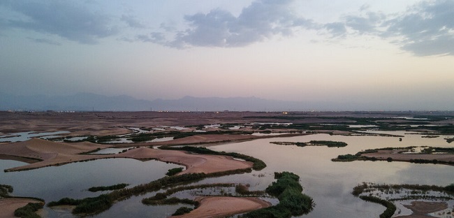 تصاویر جاذبه‌ای غیر طبیعی در دل کویر