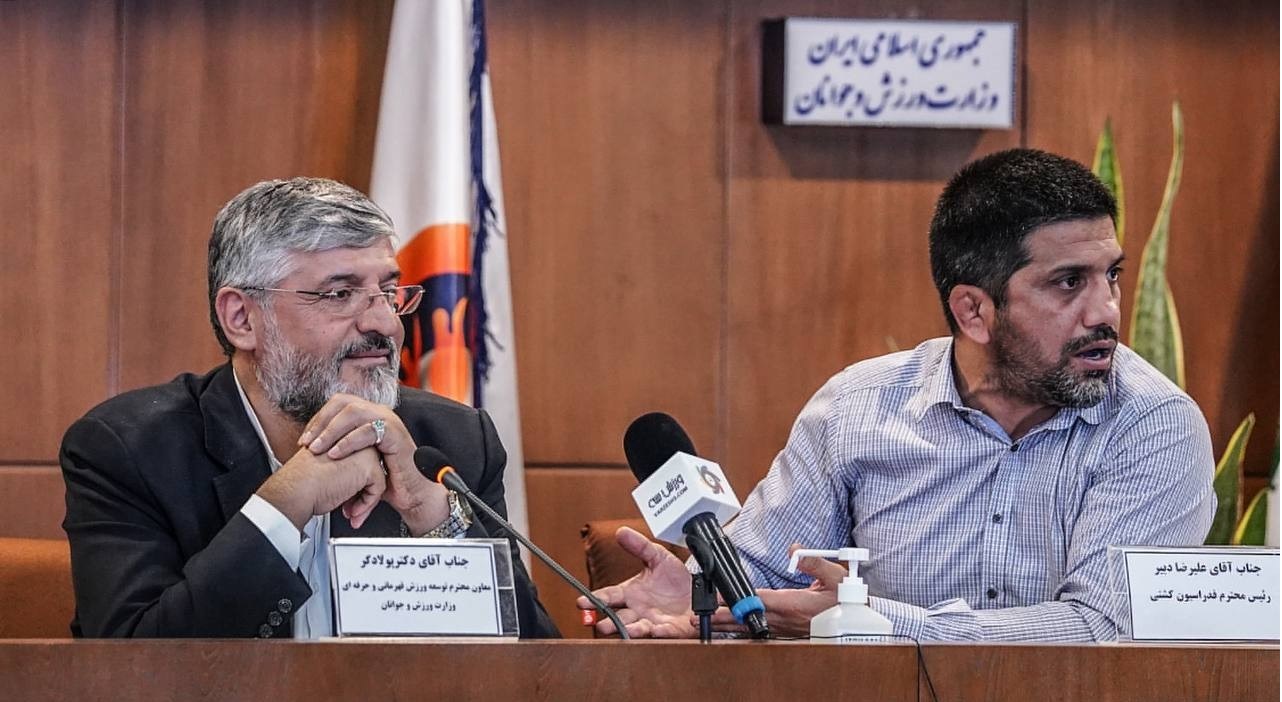 طلب حلالیت علیرضا دبیر از پولادگر
