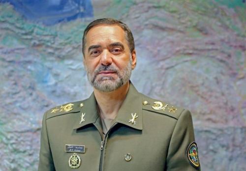  هیچ‌ فردی نمی‌تواند ایران مقتدر را تهدید کند 