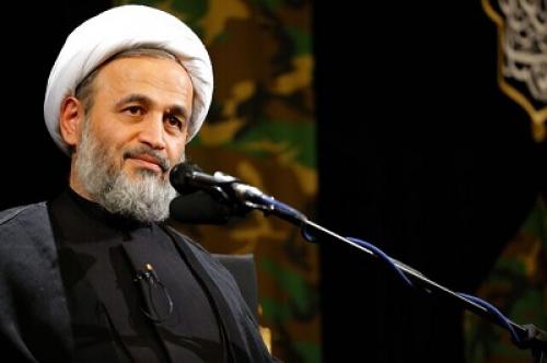 چه کسانی توفیق خدمات اجتماعی سیاسی پیدا می کنند؟