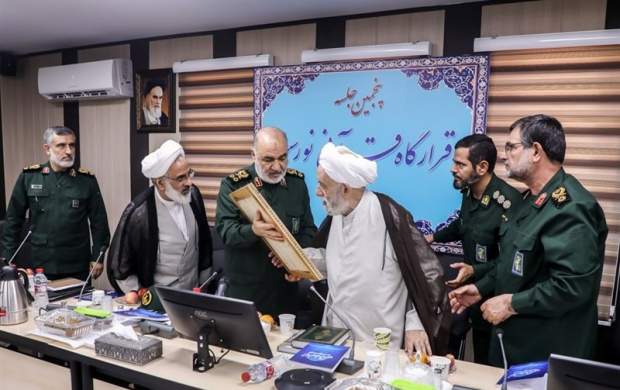 تقدیر سرلشکر سلامی از حجت‌الاسلام قرائتی