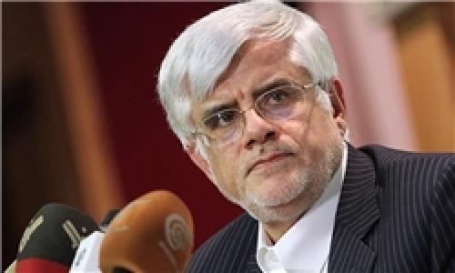 عارف: از روحانی عبور نخواهیم کرد/ فعلا موضع فراکسیون امید استیضاح نیست