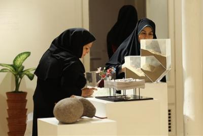 عکس/اولین نمایشگاه جشنواره هنرهای تجسمی نَفَس 
