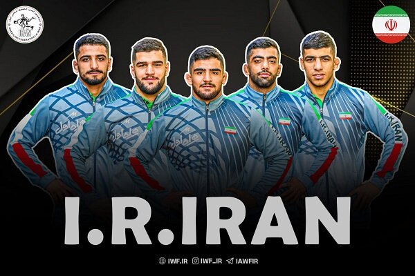 سه کشتی‌گیر به فینال صعود کردند
