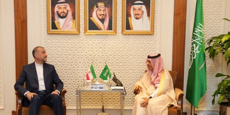  فرحان در دیدار امیرعبداللهیان: منتظر سفر رئیس جمهور ایران هستیم 