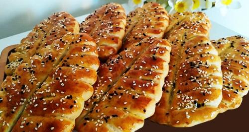  پخت نان و شیرینی با طعم مگس!