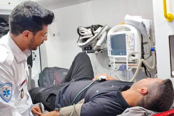  37 زائر گرمازده در مرز چذابه خدمات درمانی دریافت کردند