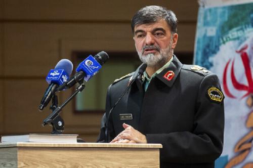  سردار رادان:‌ در مقابله با هنجارشکنان کوتاه نمی‌آییم