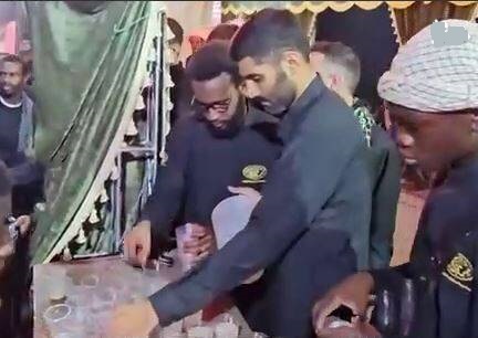 نوکری زوار اربعین توسط ملی پوش سابق