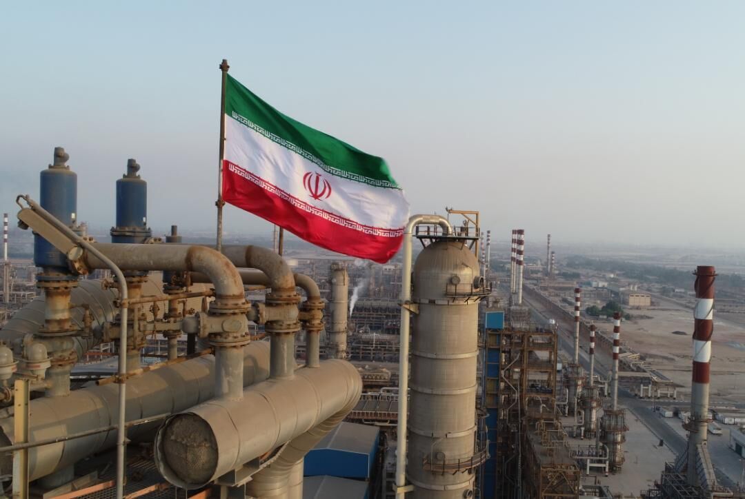 افزایش صادرات ایران در آستانه 100 دلاری شدن نفت