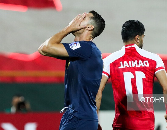 تا دقیقه ۶۵؛ پرسپولیس صفر - النصر یک