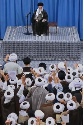 عکس/ دیدار ائمه جماعات مساجد استان تهران به مناسبت روز جهانی مسجد