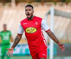  سورپرایز لوکادیا برای پرسپولیس