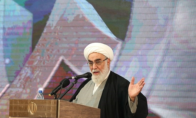 انتقاد محمدی‌گلپایگانی از نسل‌کشی اسرائیلی‌ها در غزه