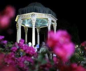 20 مهر روز بزرگداشت حافظ گرامی باد+زندگینامه و تصاویر