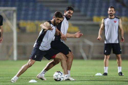 چهره جدید خط دفاعی پرسپولیس مقابل پیکان