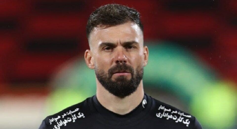 لجبازیه دروازه‌بان کروات سابق پرسپولیس با مدیران/حکم فیفا برای پرسپولیس
