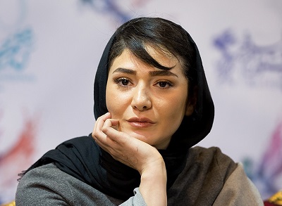  عکس های دو نفره مینا وحید و این مرد جوان 