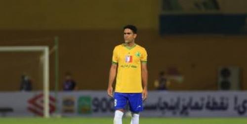 فحاشی بازیکن پرسپولیس به بازیکن نفت آبادان