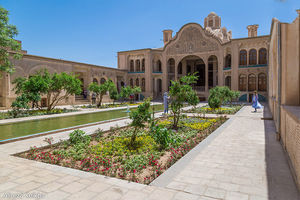 قابی زیبا از خانه بروجردی ها